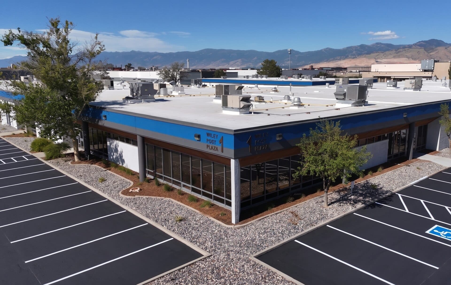 Airport Business Center: Suite 125 | Warehouse